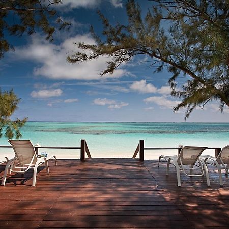 Hollywood Beach Suites Turks And Caicos Whitby 設備 写真